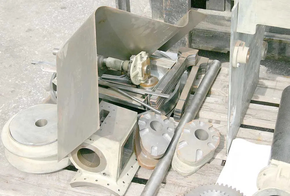 part-built 4 inch scale Foster