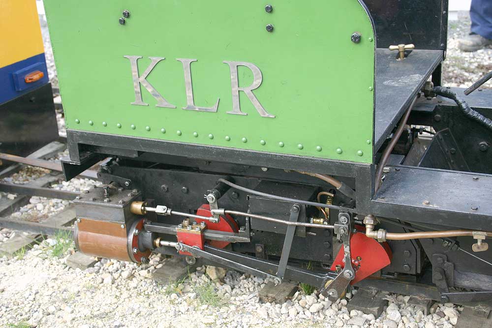 7 1/4 inch gauge Tinkerbell 0-4-0 + 0-4-0