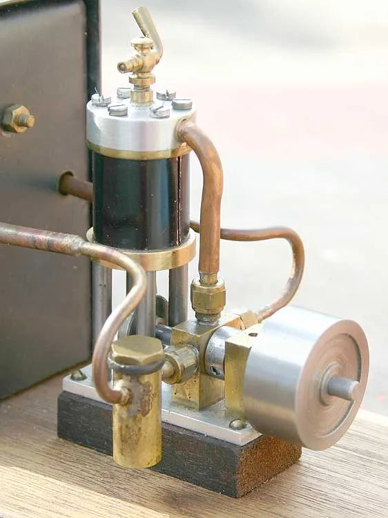 Sleeve valve engine