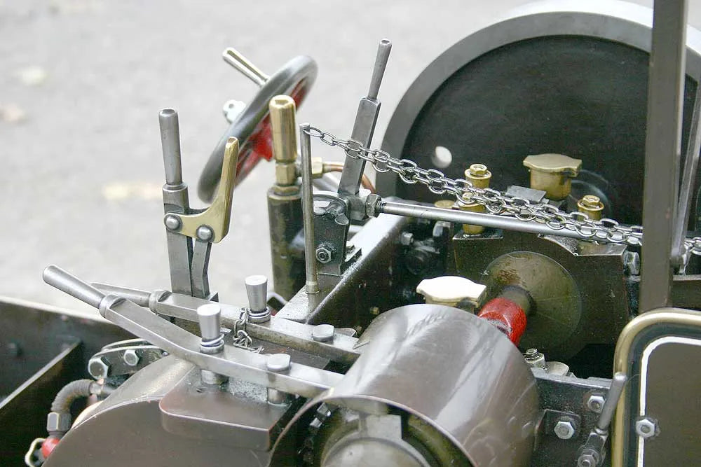 4 inch scale Ruston traction engine with trailer