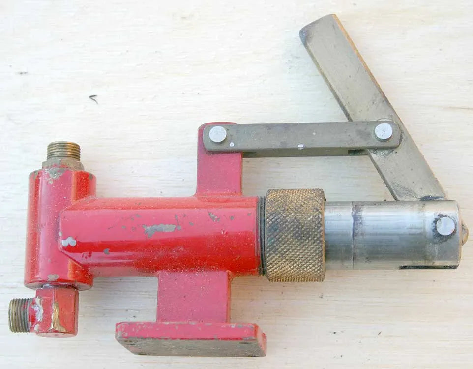 3/4 bore hand pump