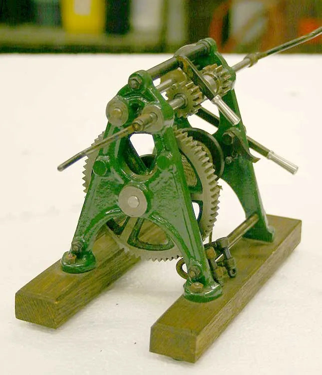 Model hand winch