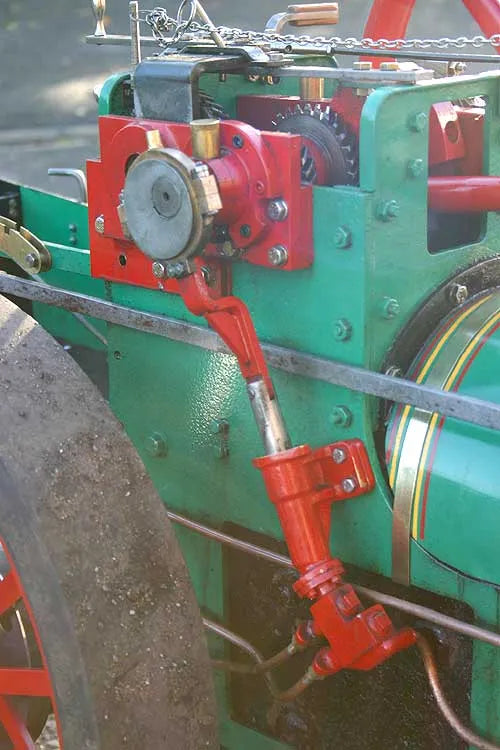 4 inch scale freelance traction engine