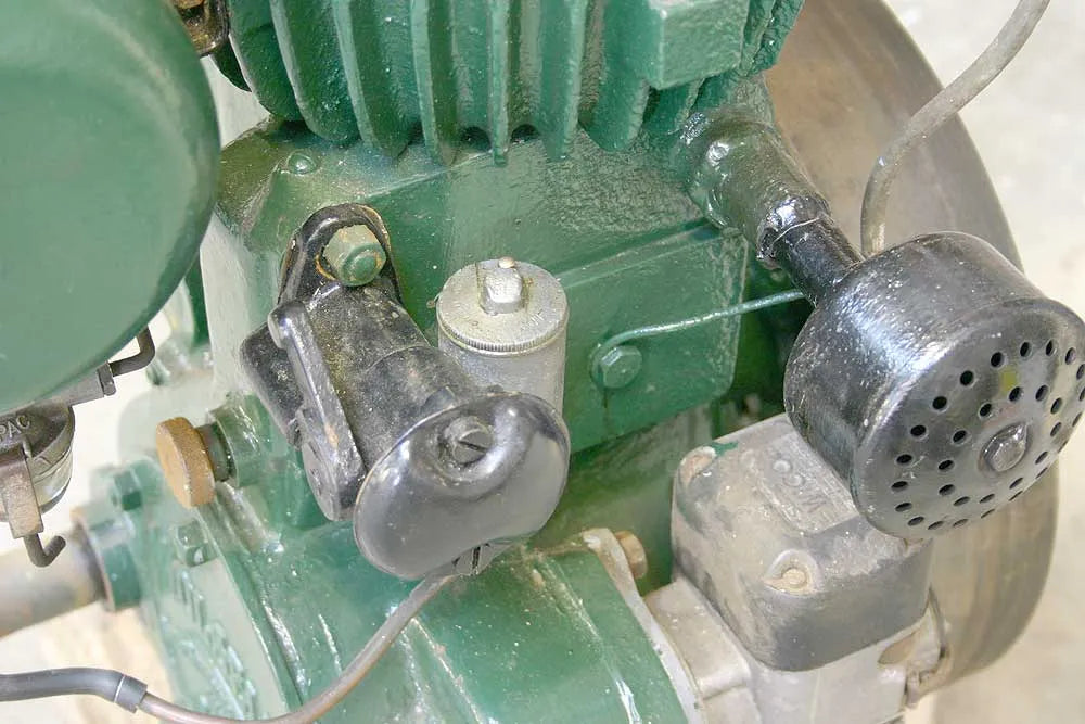 Wolseley 1 1/2 hp hopper cooled engine