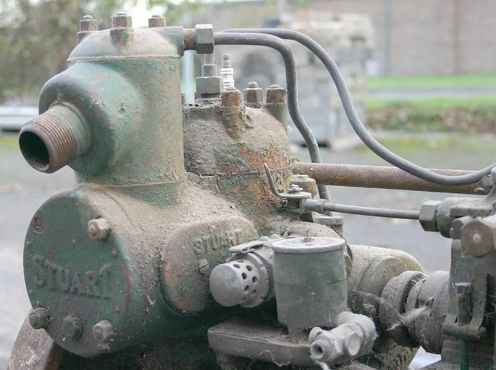 Stuart P5 marine engine