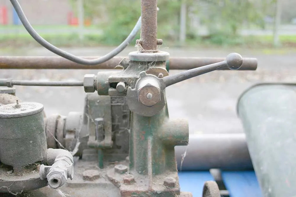Stuart P5 marine engine