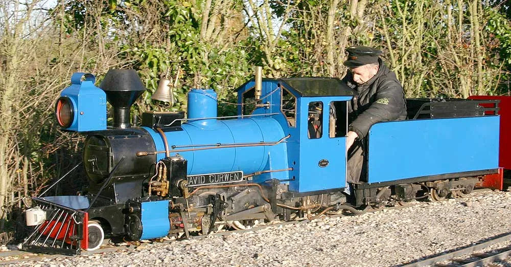 7 1/4 inch gauge 2-6-0 "David Curwen"