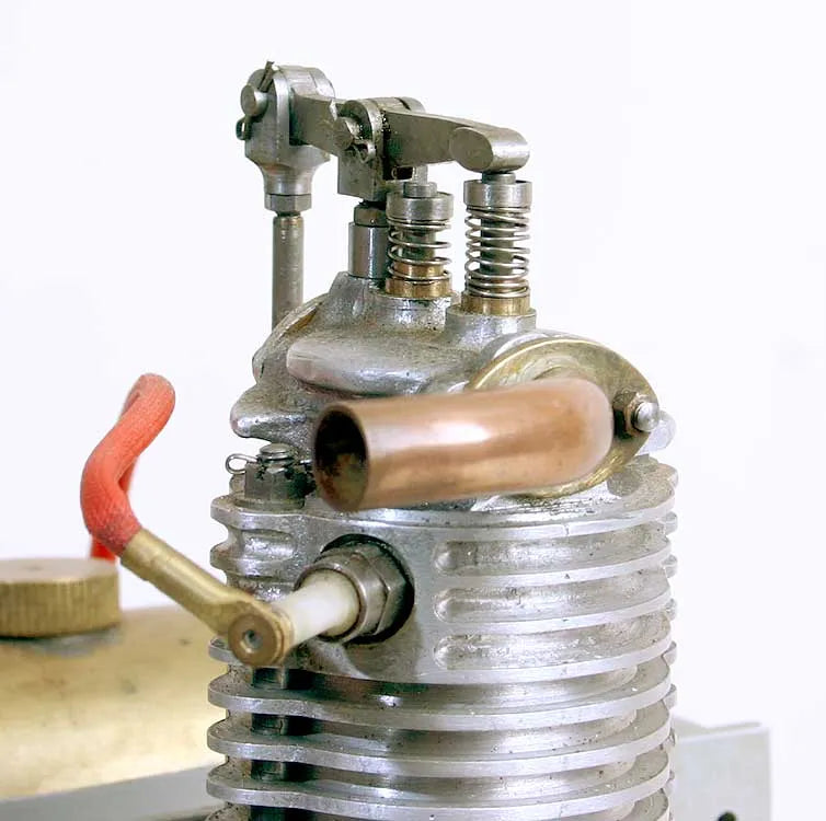 Anzani three cylinder engine