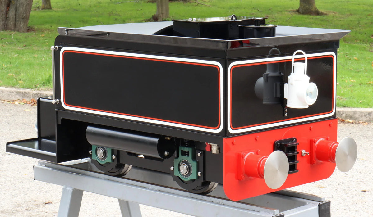 Four wheel Clubman locomotive tender