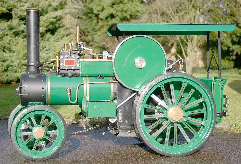 2 inch scale Minnie traction engine