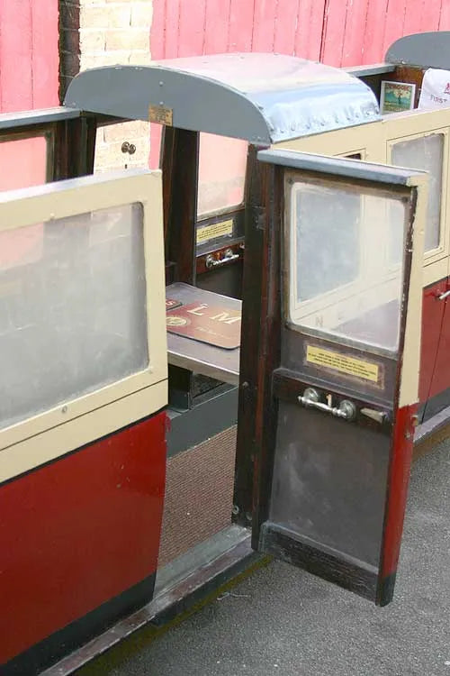 7 1/4 inch gauge Cromar White coach