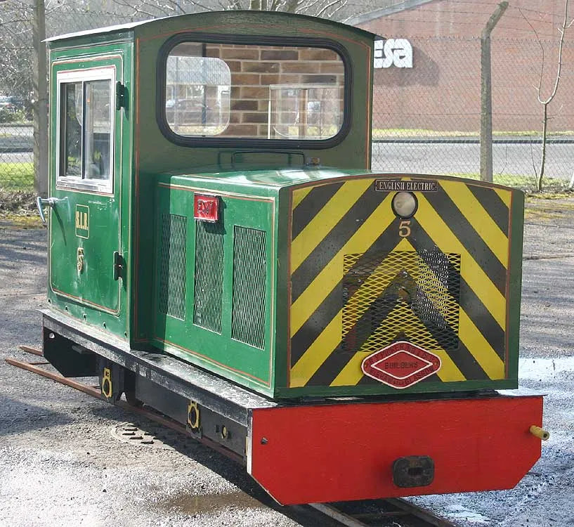 7 1/4 inch gauge petrol-hydraulic 0-4-2