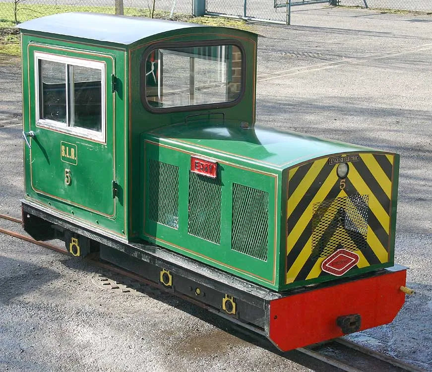 7 1/4 inch gauge petrol-hydraulic 0-4-2