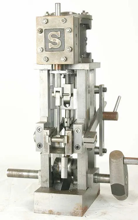 Vertical engine, 5A cylinder, Joy reversing gear