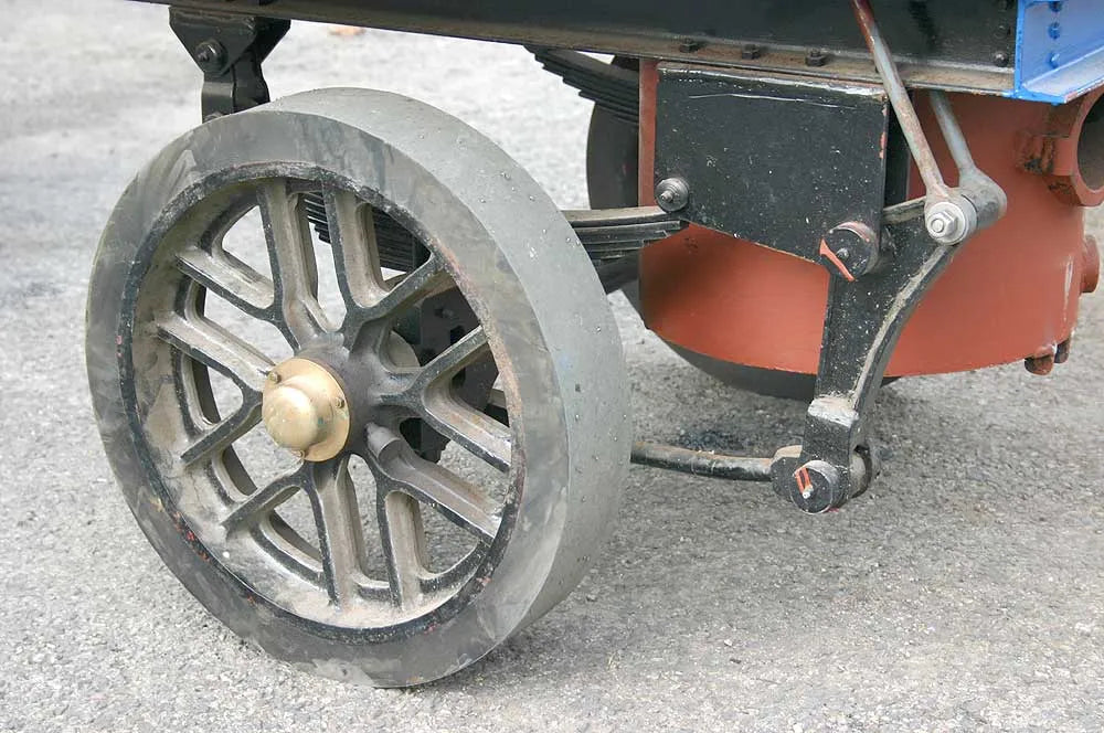 Part-built 6 inch scale Clayton lorry