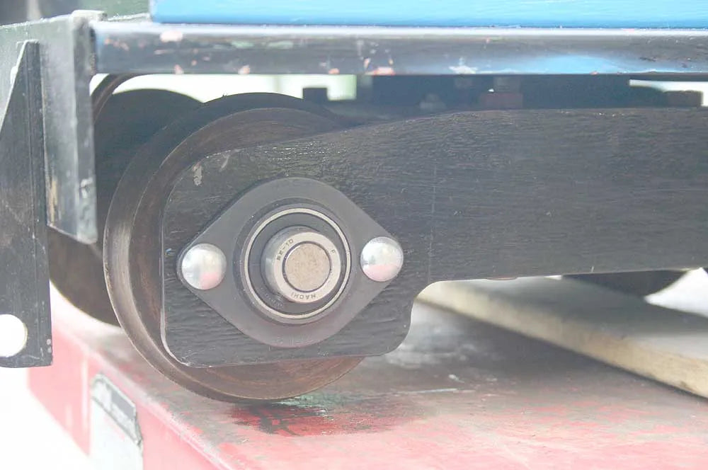7 1/4 inch gauge bogie tender
