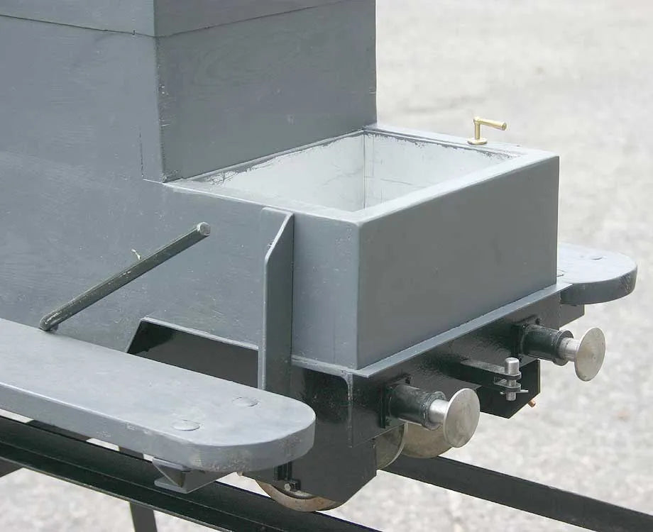 Ground level 5 inch gauge driving truck