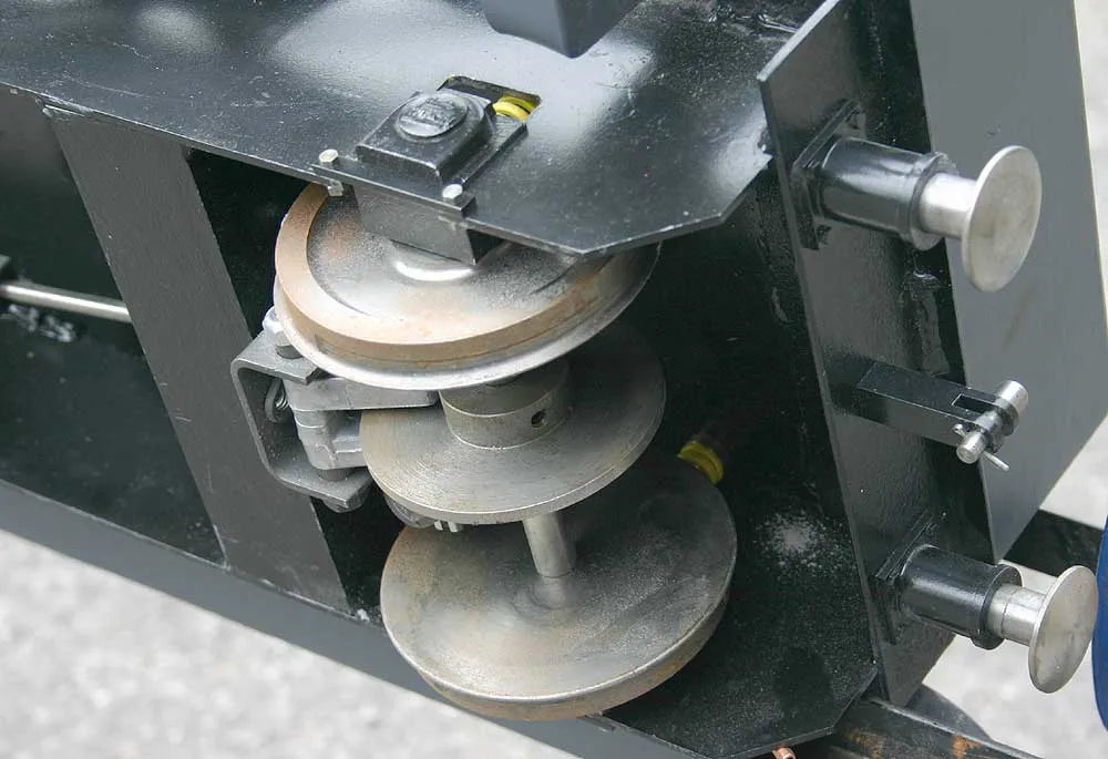 Ground level 5 inch gauge driving truck