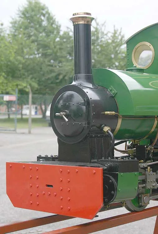 5 inch gauge "Sweet Pea" with tender