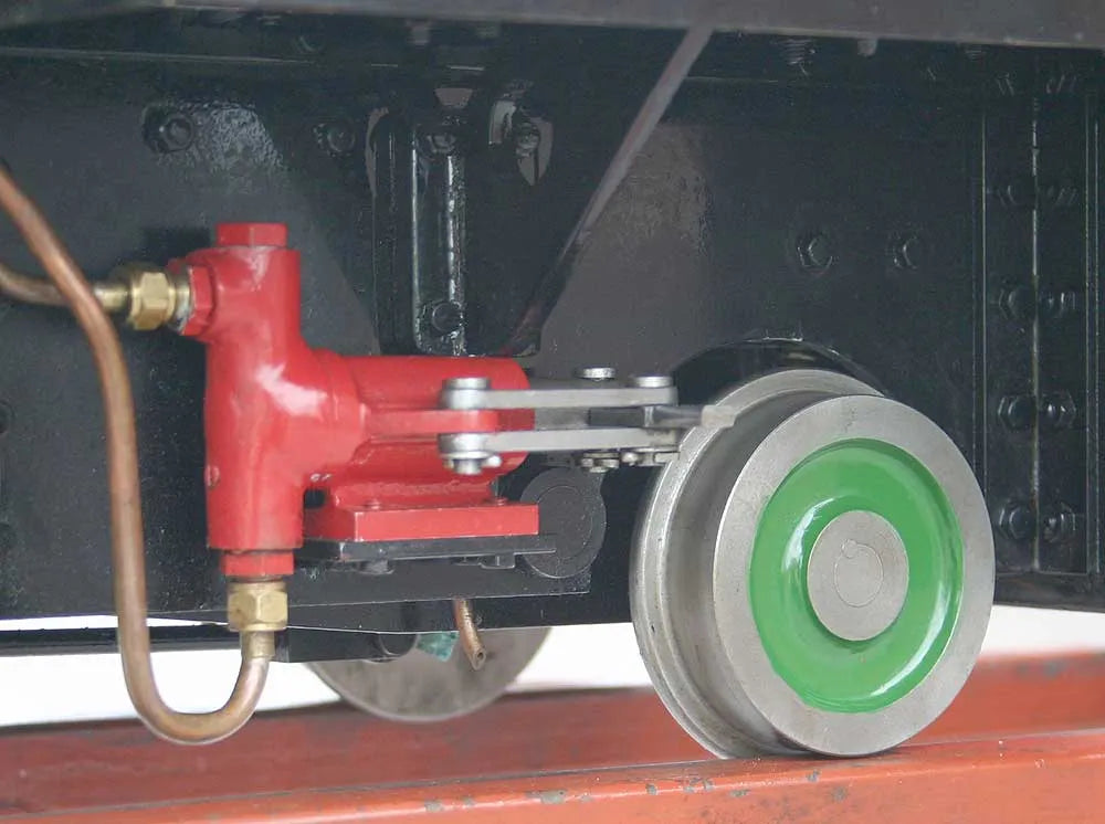 5 inch gauge "Sweet Pea" with tender