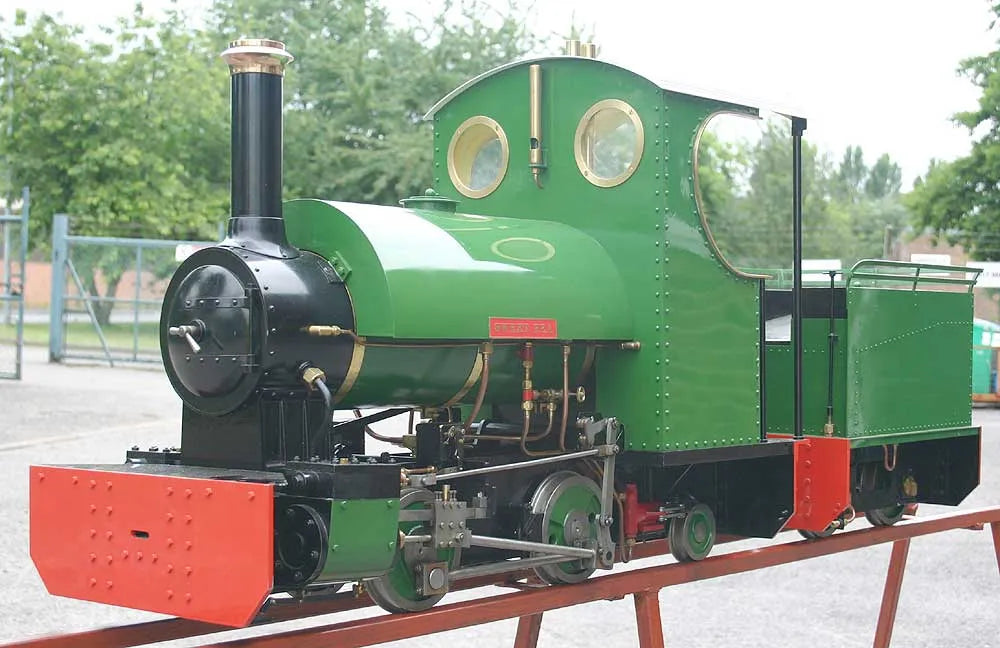 5 inch gauge "Sweet Pea" with tender