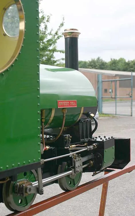 5 inch gauge "Sweet Pea" with tender