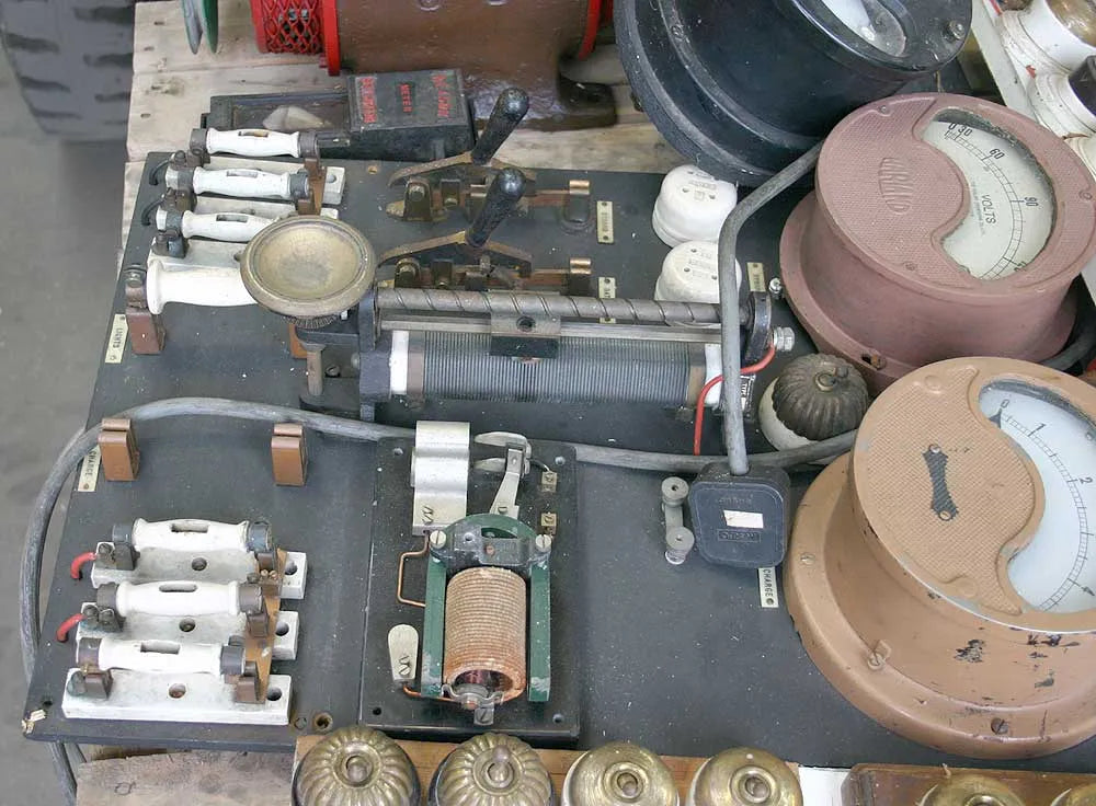 240 volt motor and switchgear