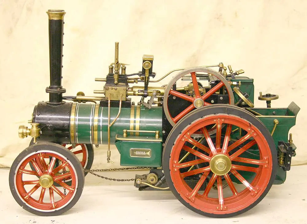 Markie traction engine with living van
