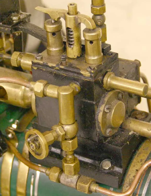 Markie traction engine with living van