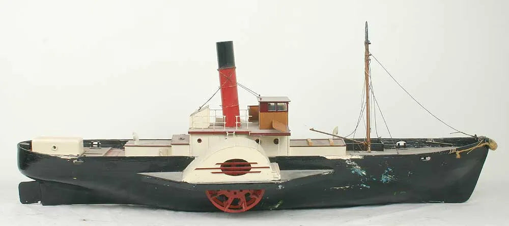Paddle steamer