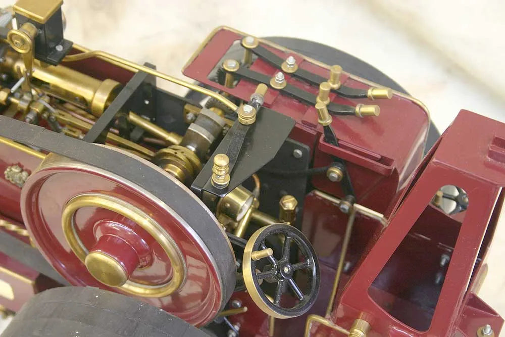 Markie Showmans engine in wooden carrying box