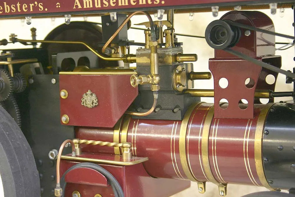 Markie Showmans engine in wooden carrying box