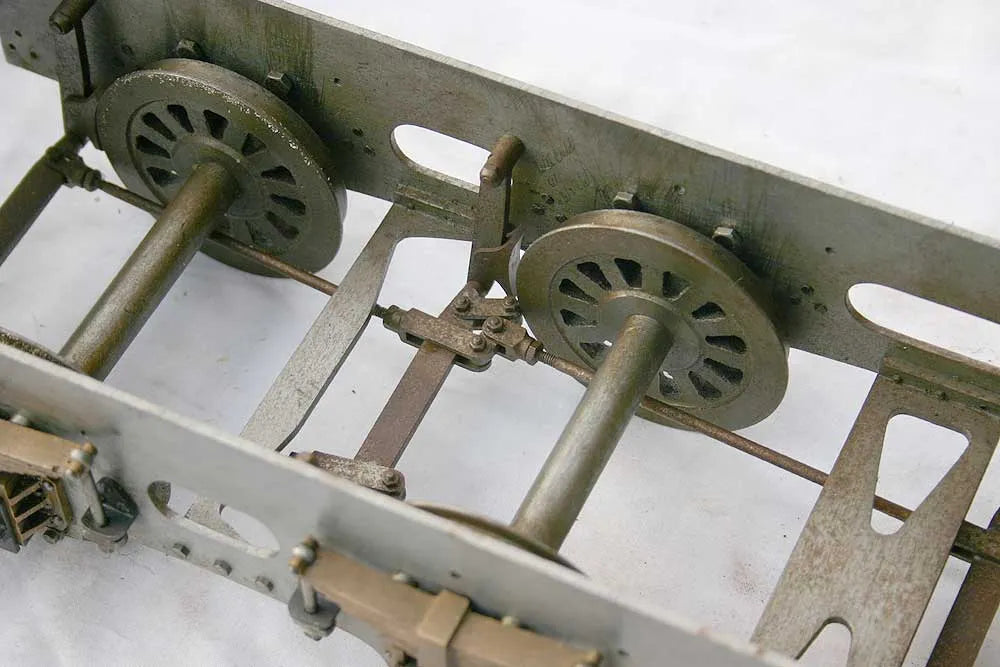 3 1/2 inch gauge LNER 2-6-0 part-built