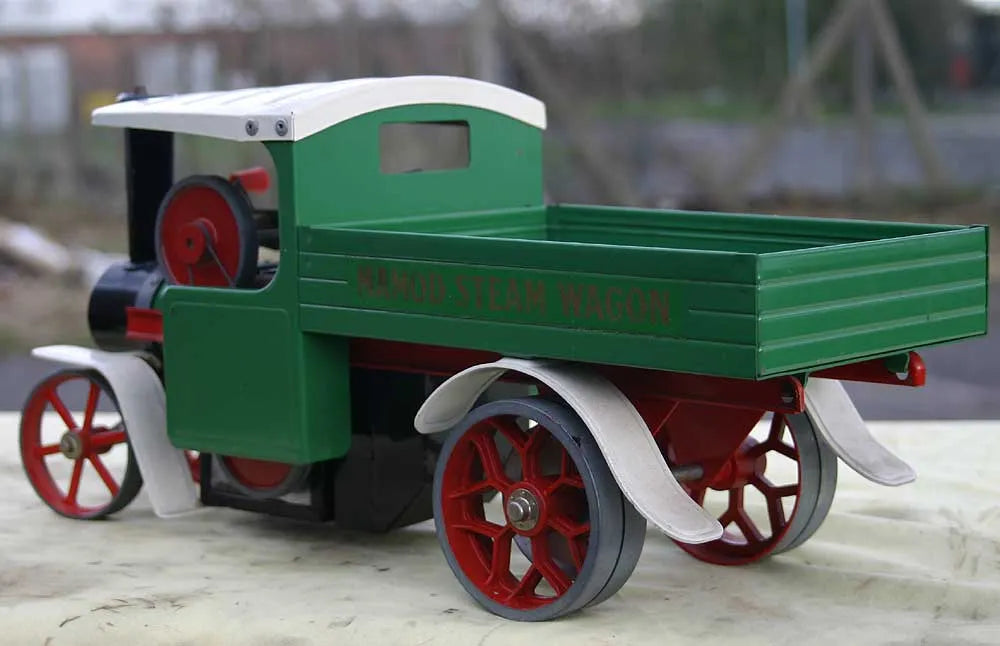 Mamod steam wagon
