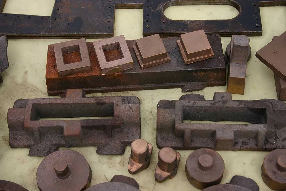 Set 5 inch gauge Hunslet castings with frames