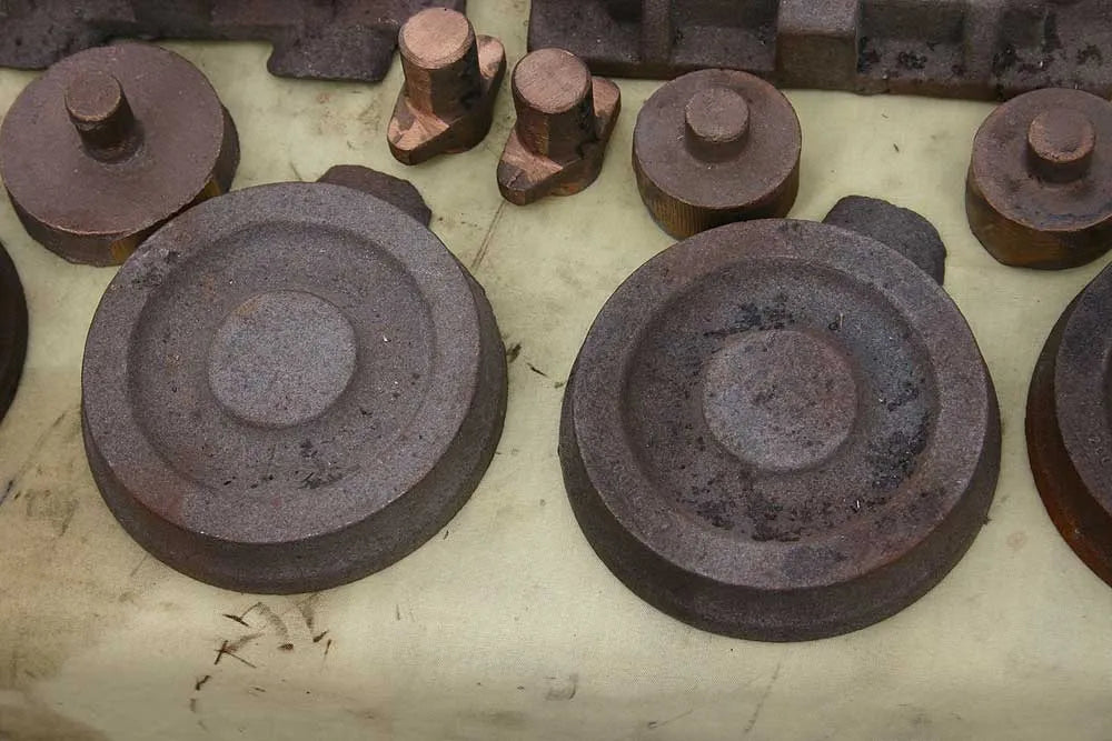 Set 5 inch gauge Hunslet castings with frames