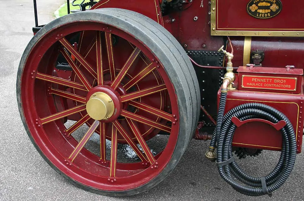 4 inch scale McLaren road locomotive