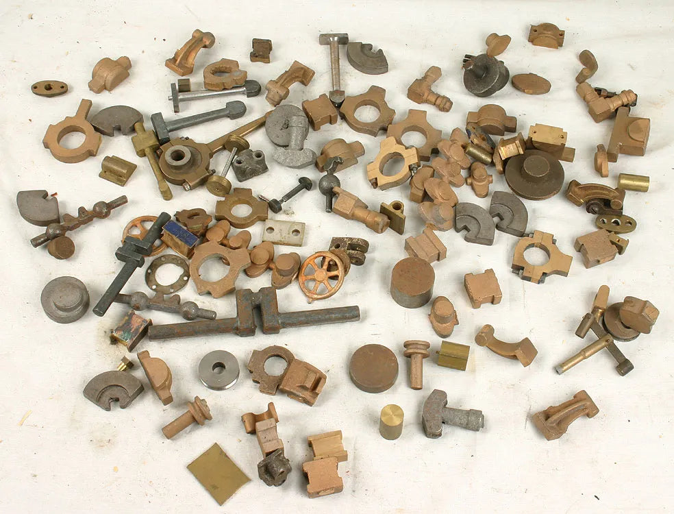 Assorted model boiler fittings, valves
