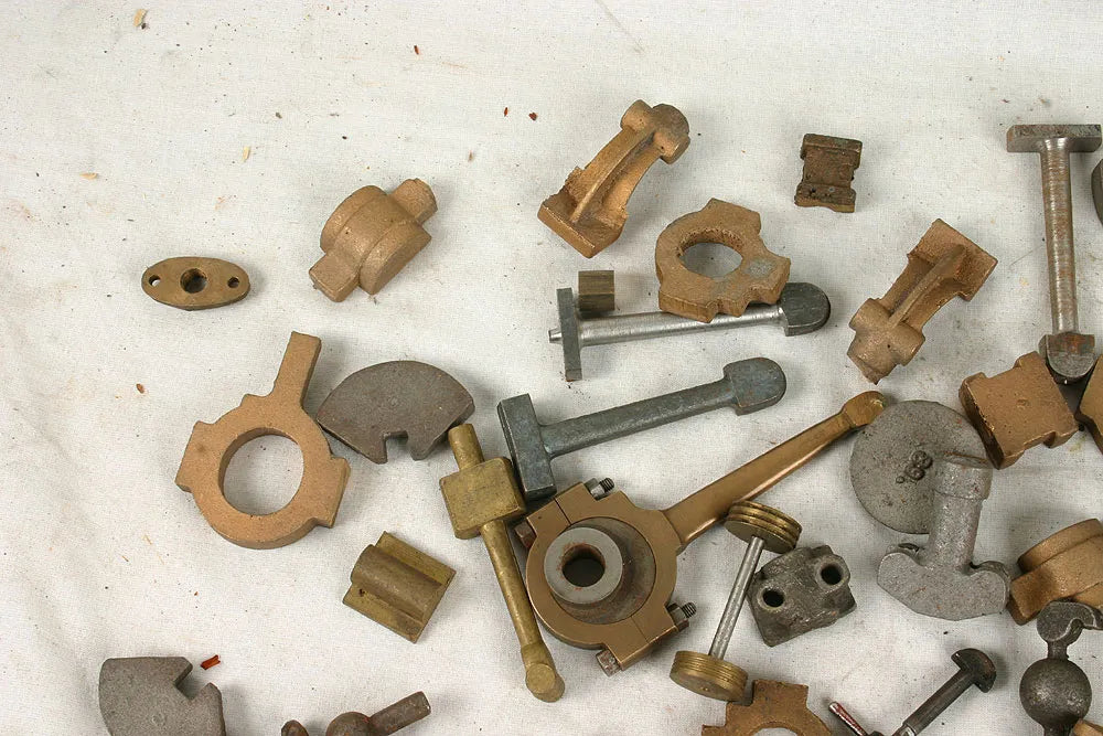 Assorted model boiler fittings, valves