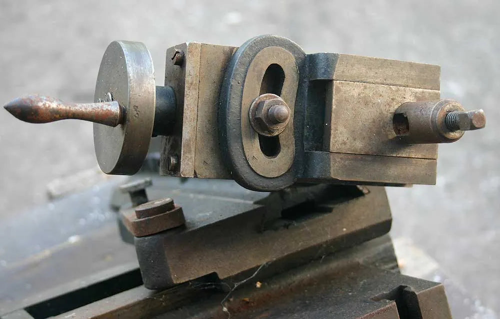 Adept No.2 hand shaper