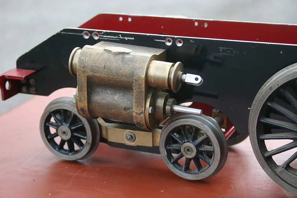 3 1/2 inch gauge "Doris" Black 5 chassis with cylinders