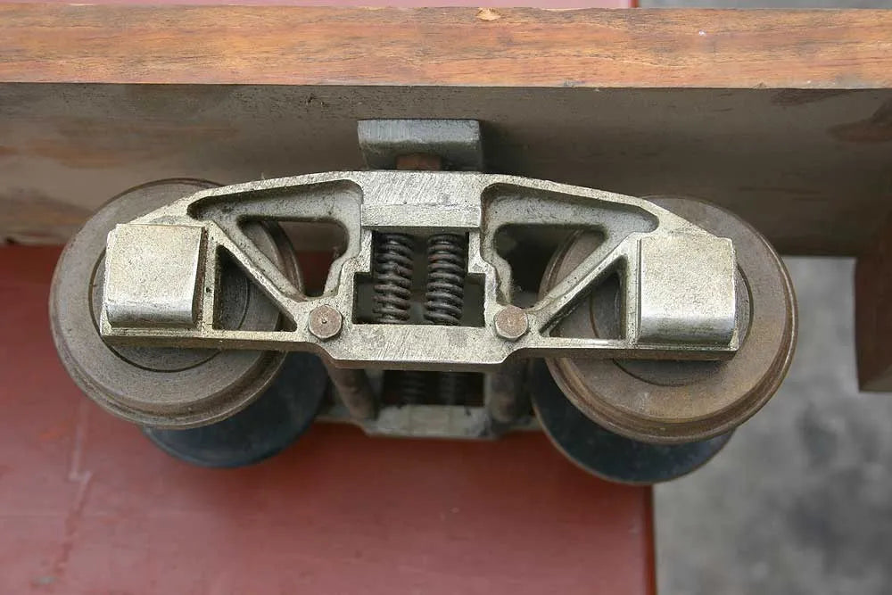 Bogie driving trolley