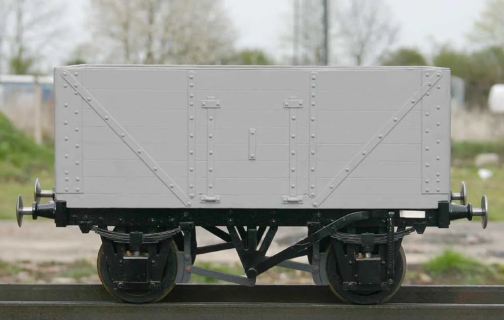 5 inch gauge 7 plank wagon