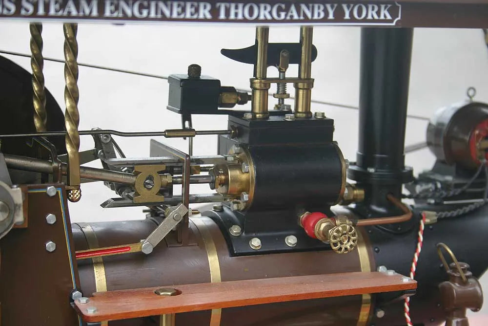 Maxwell Hemmens Showmans engine