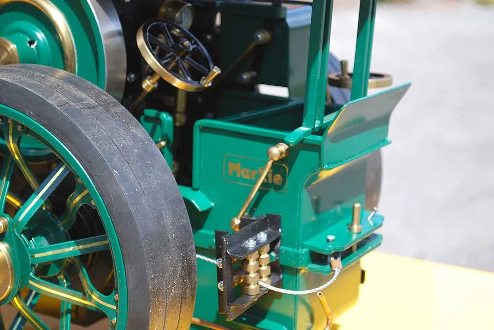 Markie crane engine