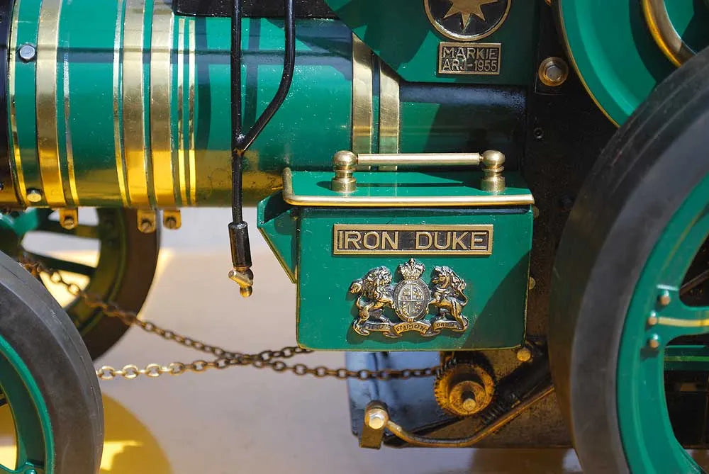 Markie crane engine
