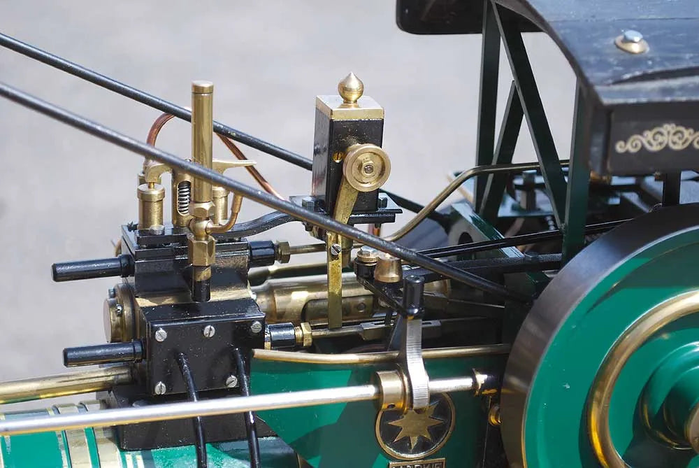 Markie crane engine