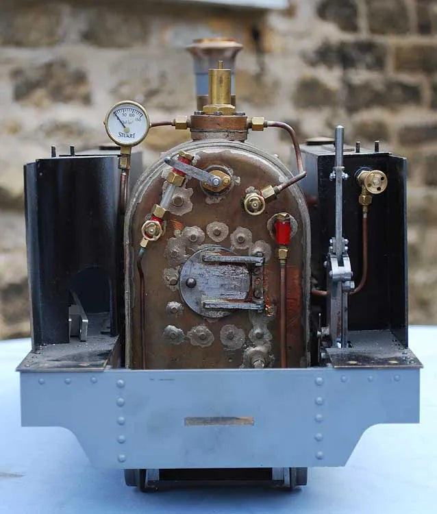 3 1/2 inch gauge 0-6-2 tank engine