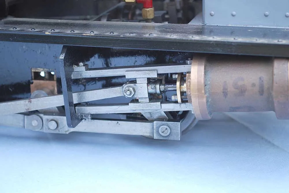 3 1/2 inch gauge 0-6-2 tank engine