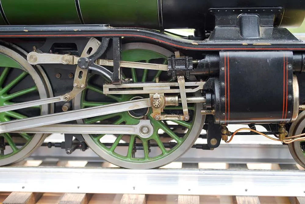 3 1/2 inch gauge LNER V2